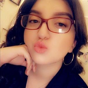 Meet your Posher, Jasmin